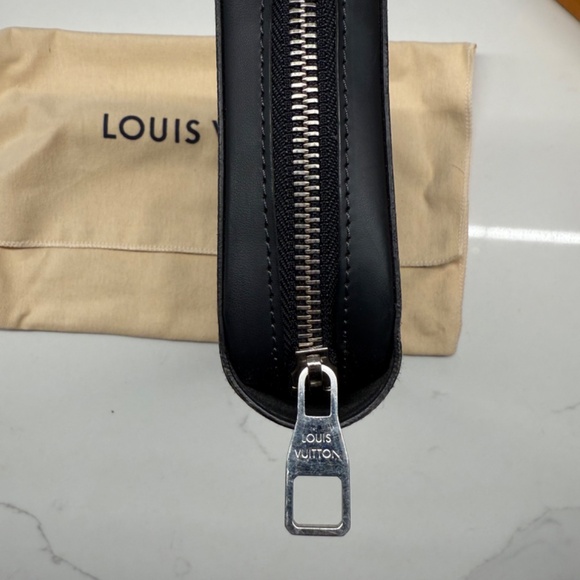 Louis Vuitton Zippy XL Damier Cobalt Organizer/Wallet - Picture 4 of 9